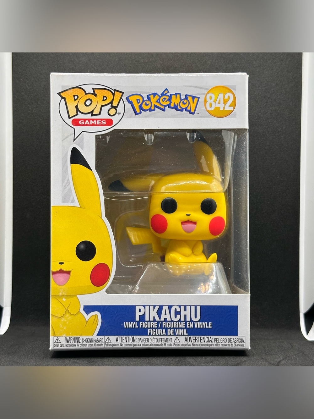 Funko Pop Games Pokemon Sitting Pikachu #842 Figure